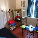Bastia-room Couette-café 2*