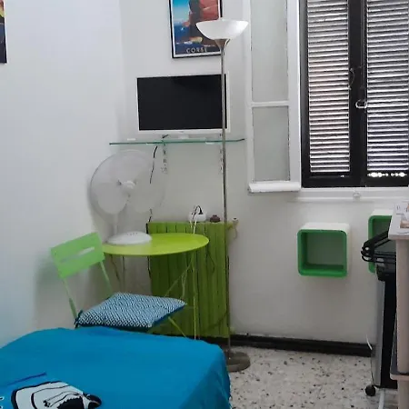 Bastia-Room 2* Bastia (Corsica)