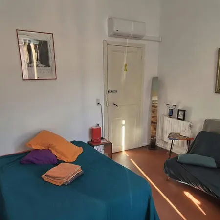 Bastia-room Bed & Breakfast 2*