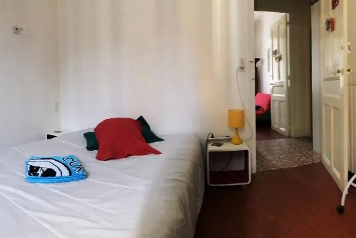 Oda ve Kahvaltı Bastia-room Bastiya